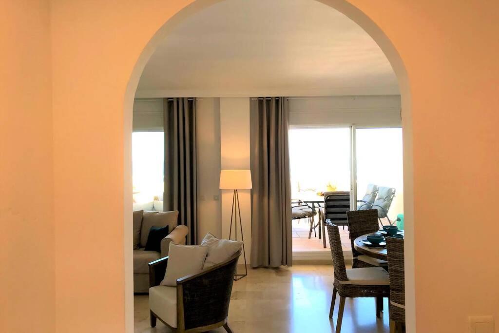 Penthouse Bermuda Beach 2 Estepona Exteriér fotografie