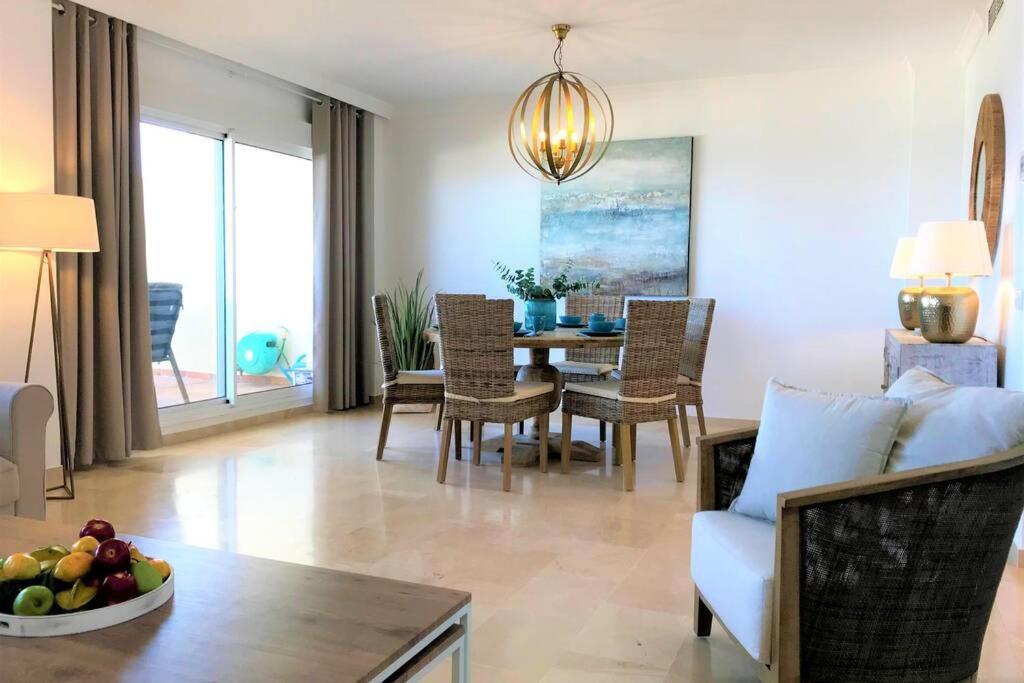 Penthouse Bermuda Beach 2 Estepona Exteriér fotografie